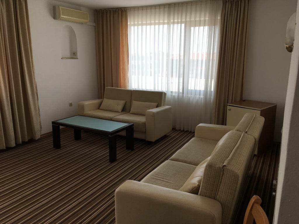 Hotel Corona Свети-Влас Экстерьер фото