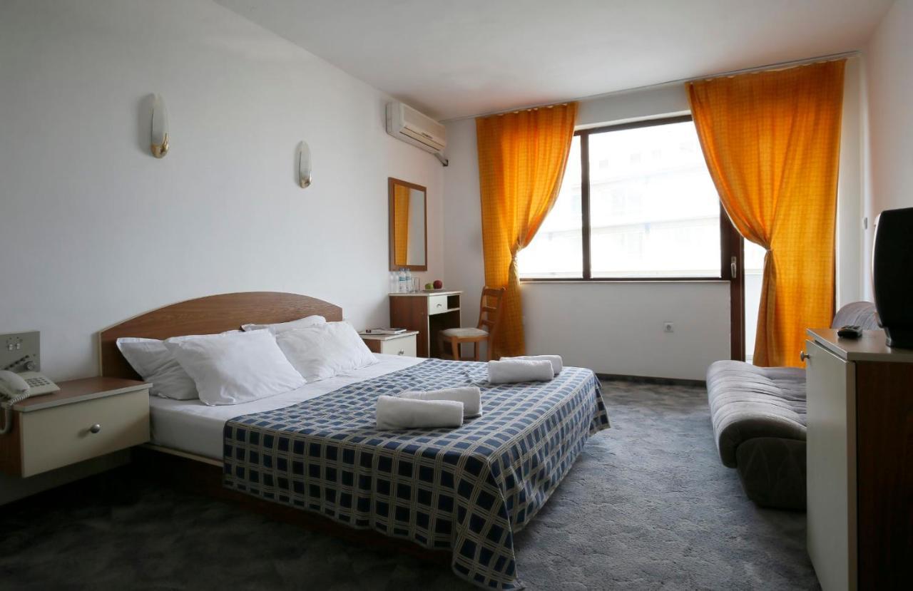 Hotel Corona Свети-Влас Экстерьер фото