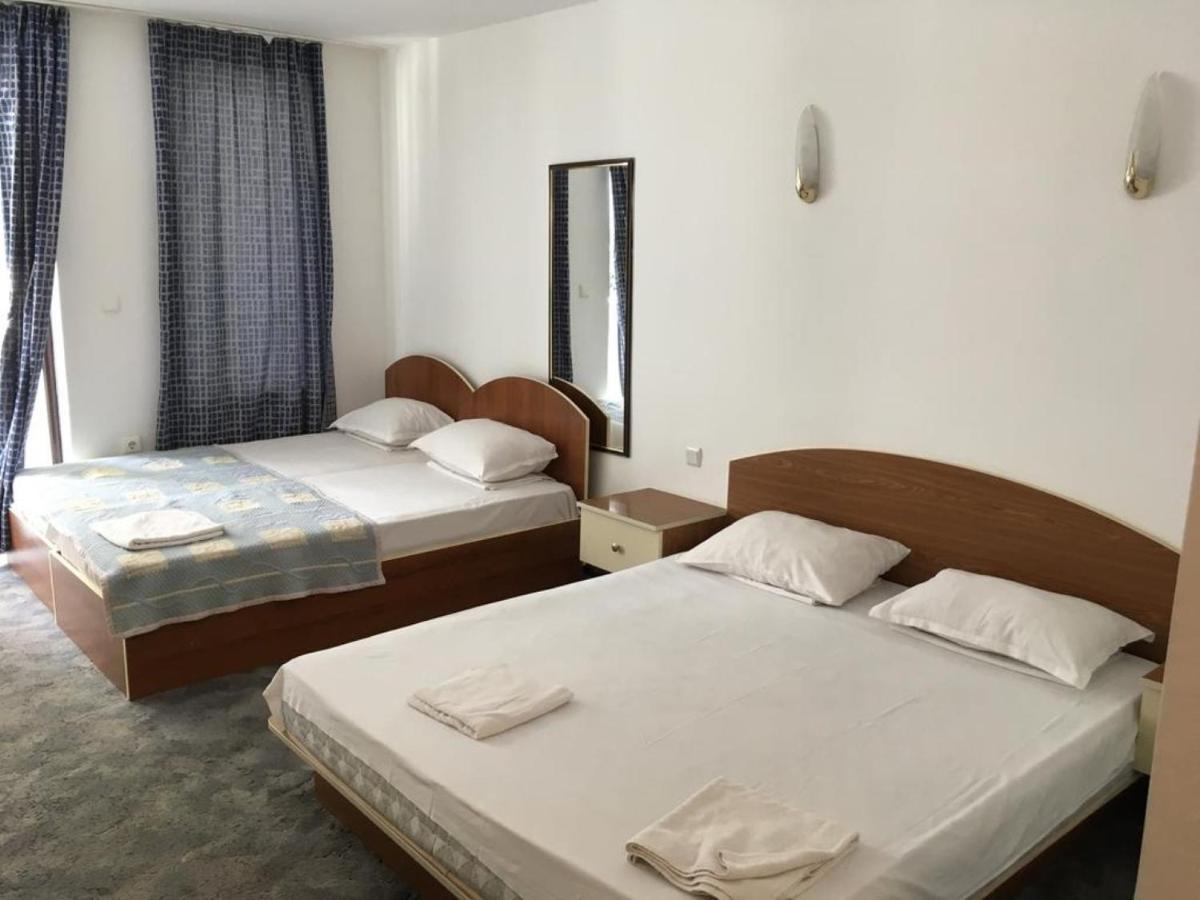 Hotel Corona Свети-Влас Экстерьер фото